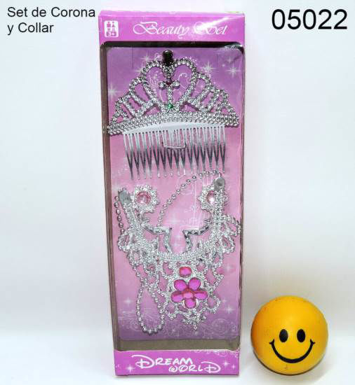 Imagen de SET DE BELLEZA  CON CORONITA Y COLLAR EN CAJA 2.25